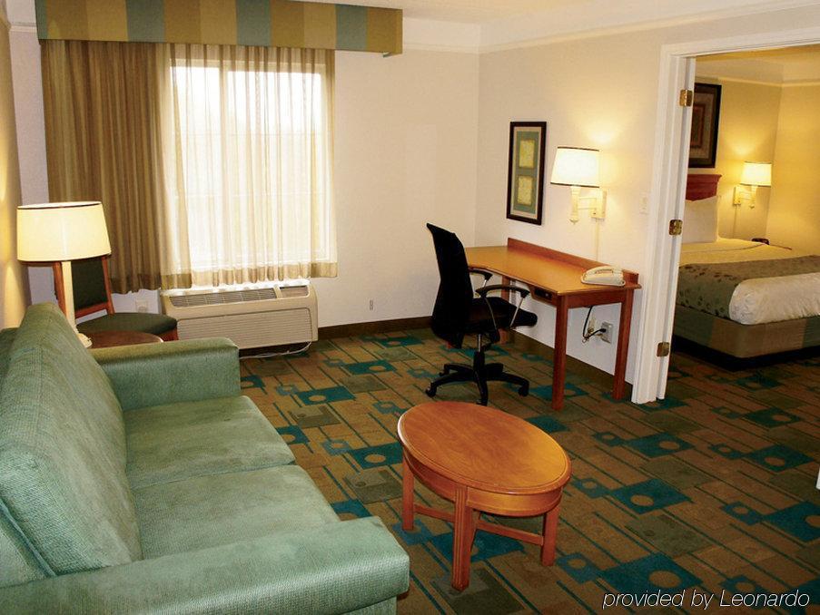 La Quinta By Wyndham Atlanta Conyers Ξενοδοχείο Εξωτερικό φωτογραφία