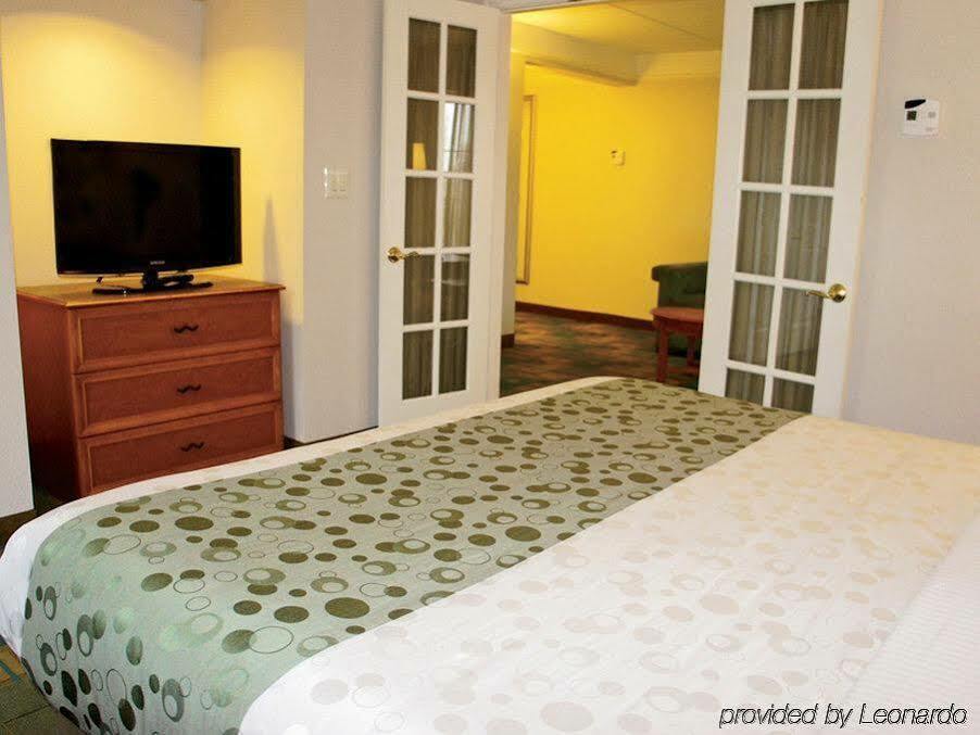 La Quinta By Wyndham Atlanta Conyers Ξενοδοχείο Εξωτερικό φωτογραφία